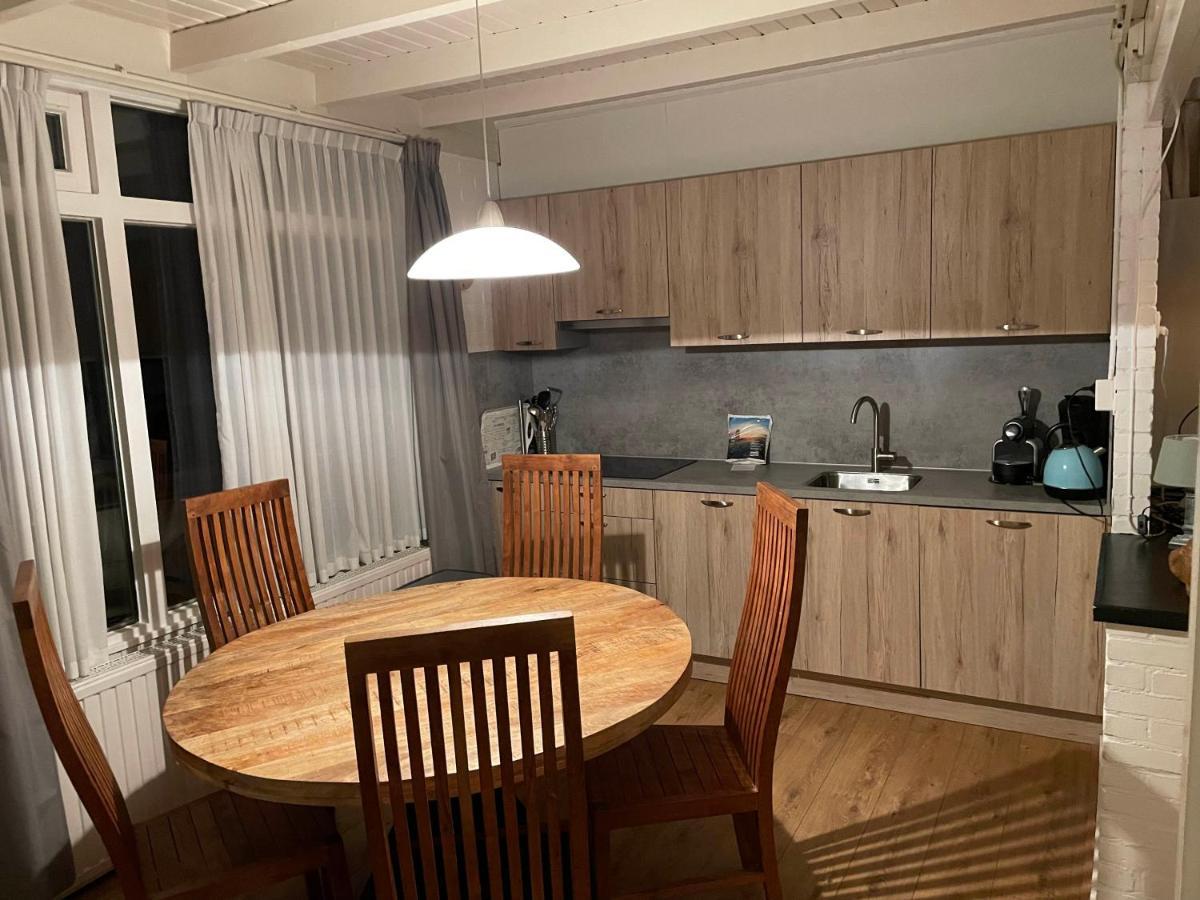 Villa Tofino, Een Comfortabel Vakantiehuis Naast Een Bos En Zwemmeer à Gasselte Extérieur photo