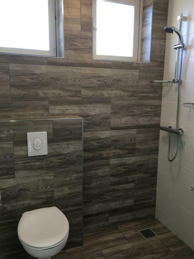 Villa Tofino, Een Comfortabel Vakantiehuis Naast Een Bos En Zwemmeer à Gasselte Extérieur photo